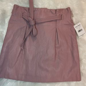 FREE PEOPLE
NWT PAYTON PAPERBAG MINI SKIRT